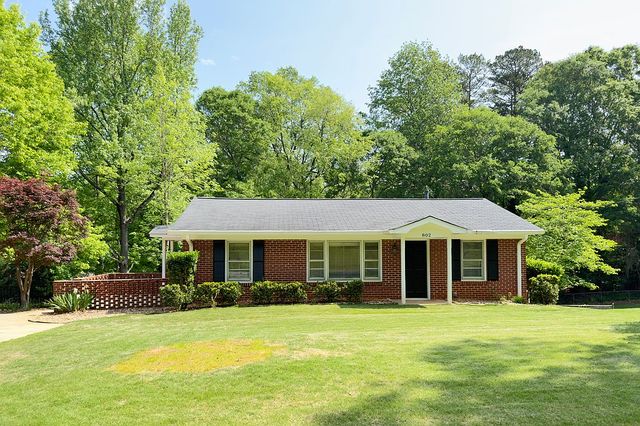 802 Forest Heights Dr, Athens, GA 30606