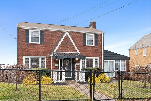 230 W  Schwab Ave, Homestead, PA 15120