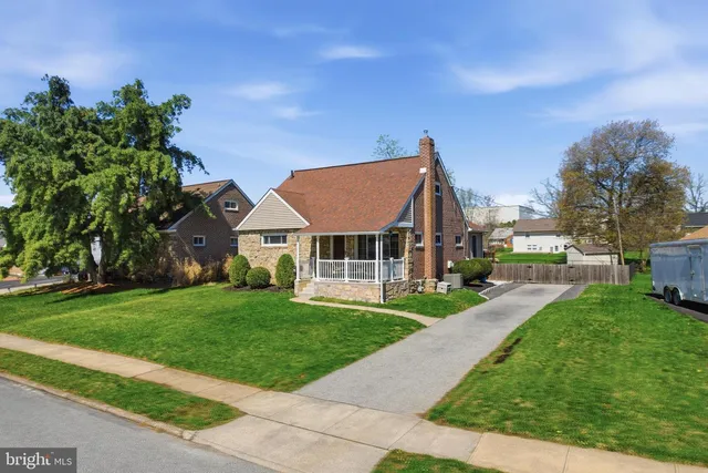 109 Donnelly Ave, Aston, PA 19014