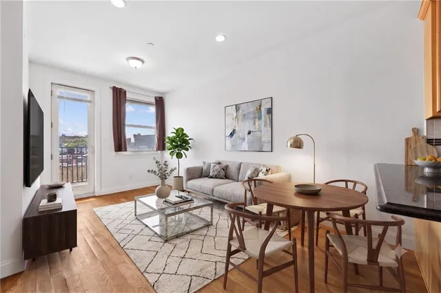 1492 E  12th St #3B, Brooklyn, NY 11230