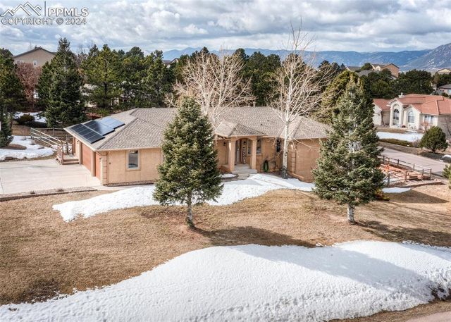1655 Outrider Way, Monument, CO 80132