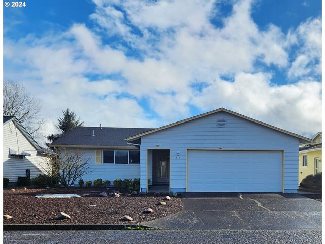 314 S  Columbia Dr, Woodburn, OR 97071