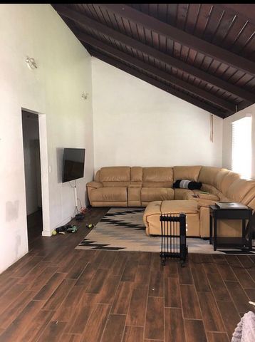 33 Butterfly Creek Rd, Willow Creek, CA 95573