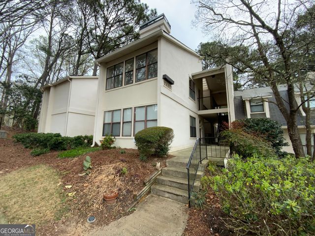 2404 Huntington Chase, Atlanta, GA 30341