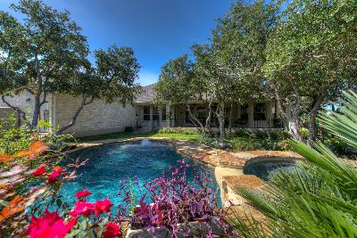 806 Overlook Bnd, Leander, TX 78641