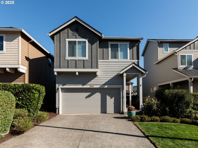 33279 SW Havlik Dr, Scappoose, OR 97056