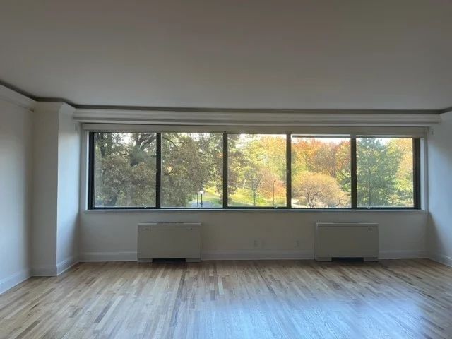 116 Central Park S #3N, New York, NY 10019