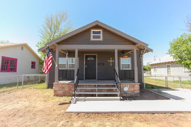 2104 S  Scurry St, Big Spring, TX 79720