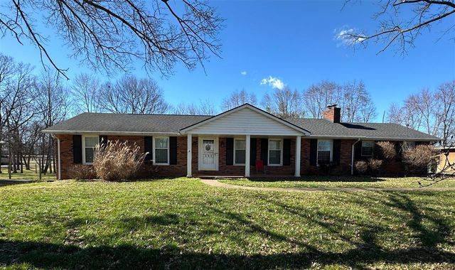 131 Maplemere Ave, Bowling Green, KY 42103