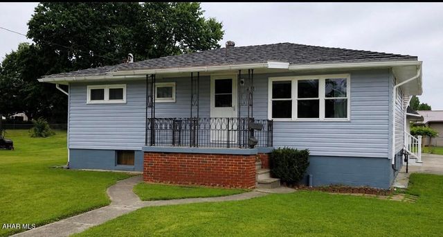 218 Pennsylvania Ave, Cresson, PA 16630
