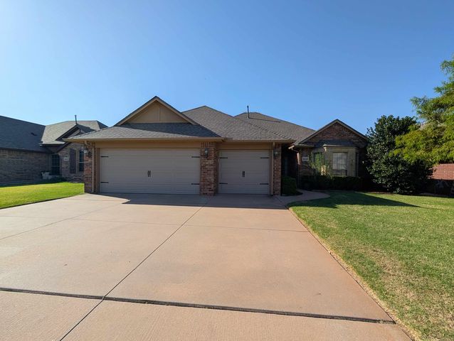 2416 NW 153rd St, Edmond, OK 73013
