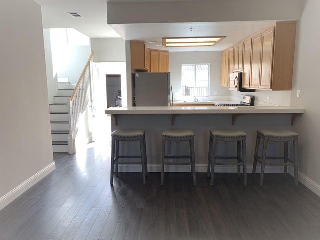 1224 Manzanita Way, San Luis Obispo, CA 93401