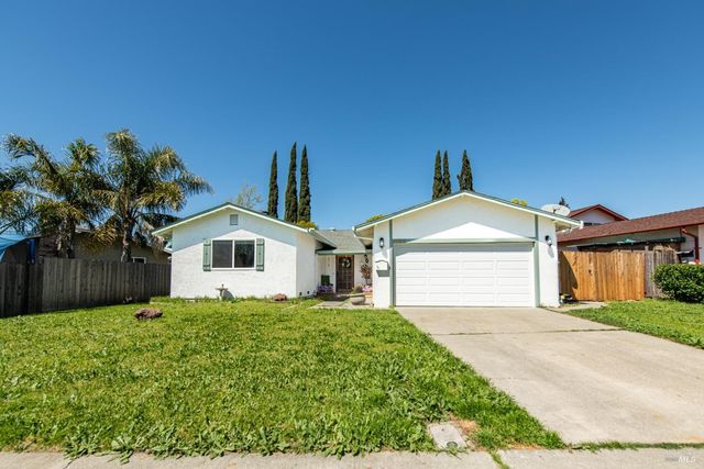 1036 Mockingbird Ln, Fairfield, CA 94533