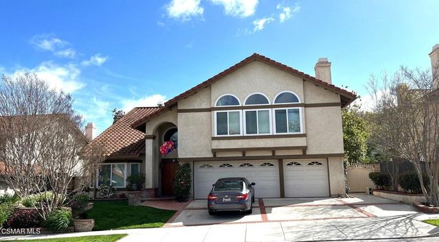 663 Azure Hills Dr, Simi Valley, CA 93065