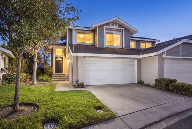 22262 Summit Hill Dr, Lake Forest, CA 92630