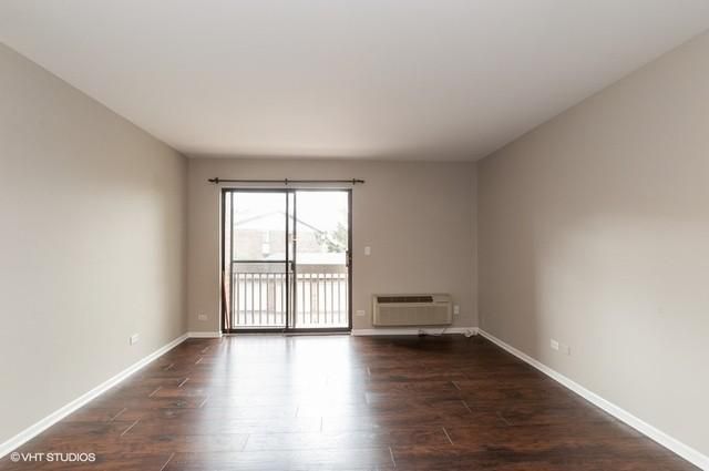 880 N  Lakeside Dr #2, Vernon Hills, IL 60061