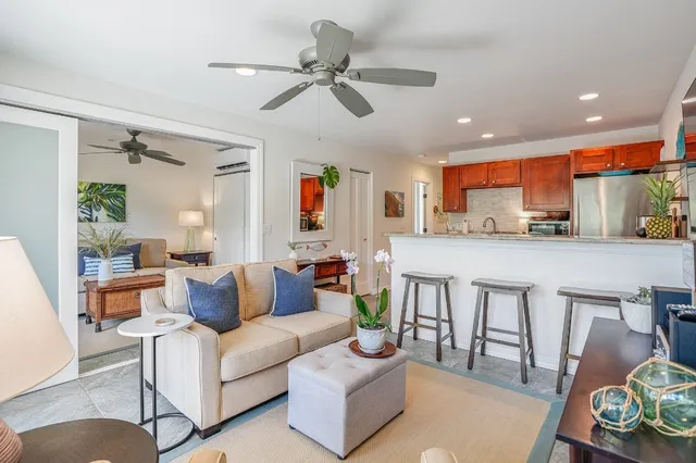 4-856 Kuhio Hwy #217, Kapaa, HI 96746