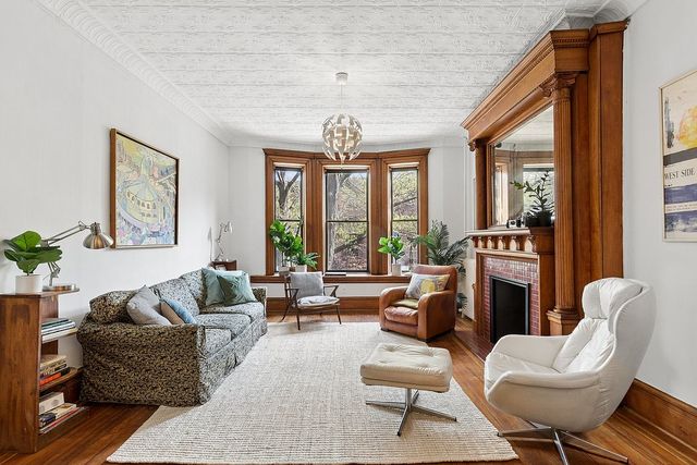 400 3rd St #2L, Brooklyn, NY 11215