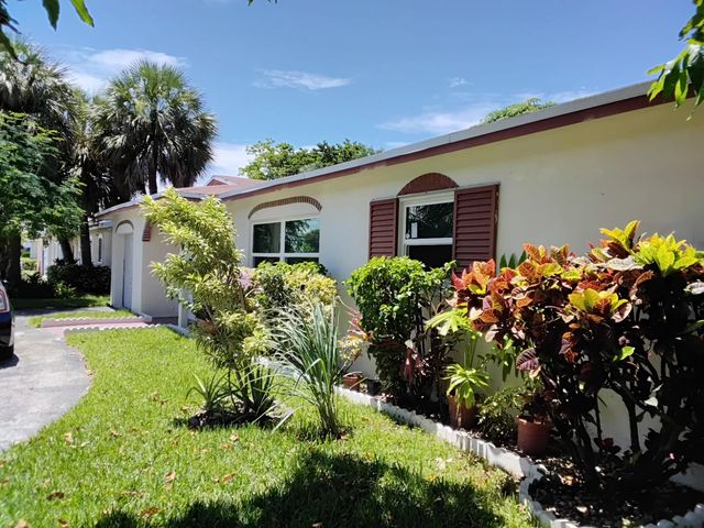 6705 Oakmont, North Lauderdale, FL 33068