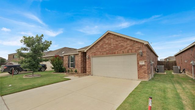 2313 Toposa Dr, Fort Worth, TX 76131