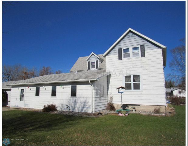 203 Cleveland Ave SE, Twin Valley, MN 56584