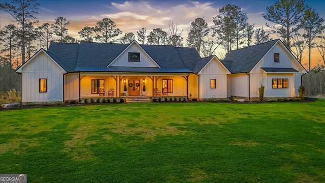 145 Moores Ferry Dr SW, Plainville, GA 30733