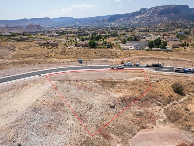 2232 Canyon Rim Dr, Grand Junction, CO 81507