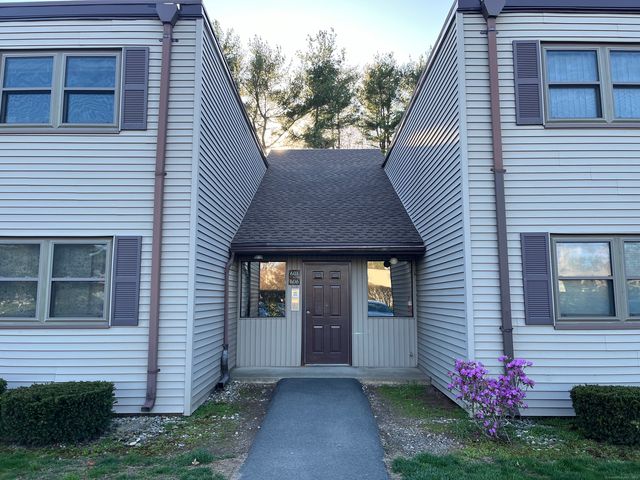 602 Twin Circle Dr #602, South Windsor, CT 06074