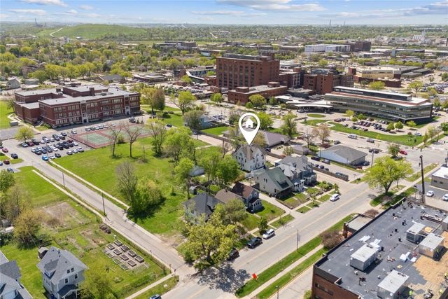 512/514 McKinley St SE, Cedar Rapids, IA 52403