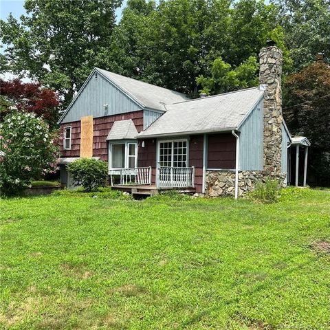 82 Annawon Ave, West Haven, CT 06516