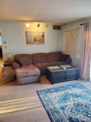3 Post Oak Ln, Natick, MA 01760
