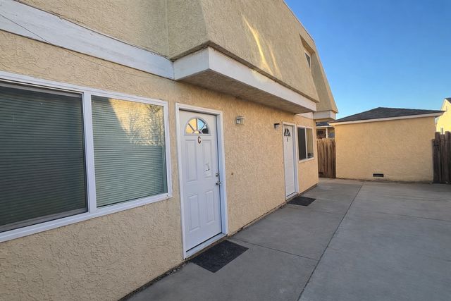 717 E  Boone St #C, Santa Maria, CA 93454