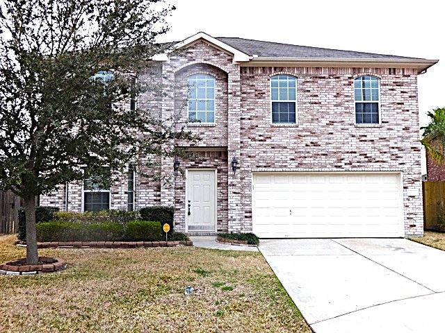 602 Chase More Ct, Bacliff, TX 77518