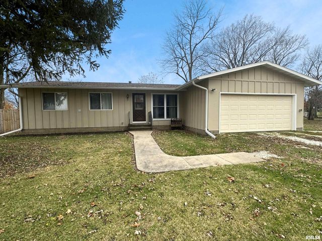 205 W  Apple St, Kirkwood, IL 61447