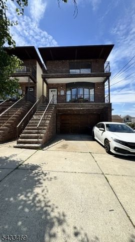 1425 45th St #2, North Bergen, NJ 07047
