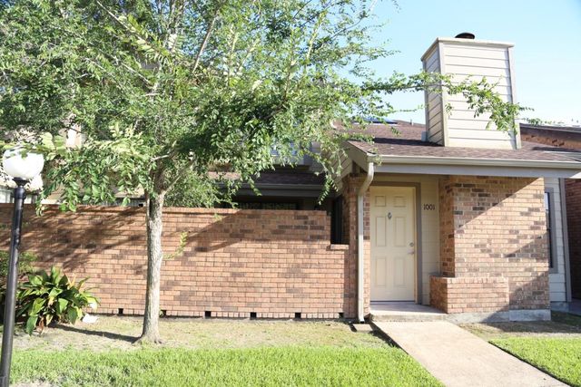 200 Pecan Dr #1001, League City, TX 77573