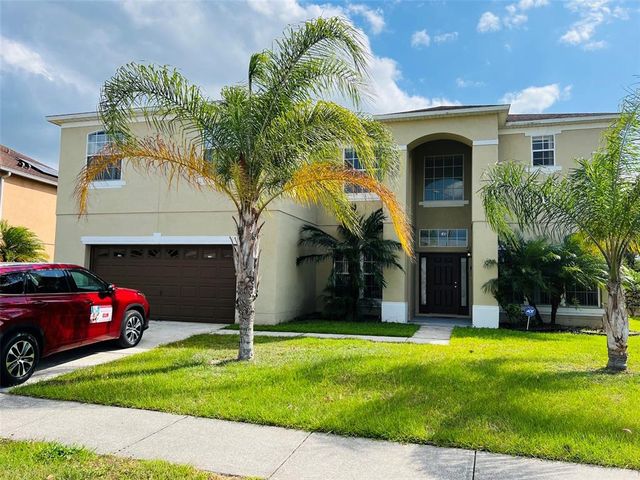 5444 Crepe Myrtle Cir, Kissimmee, FL 34758