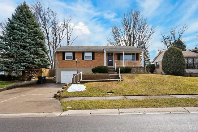 6184 Seiler Dr, Cincinnati, OH 45239