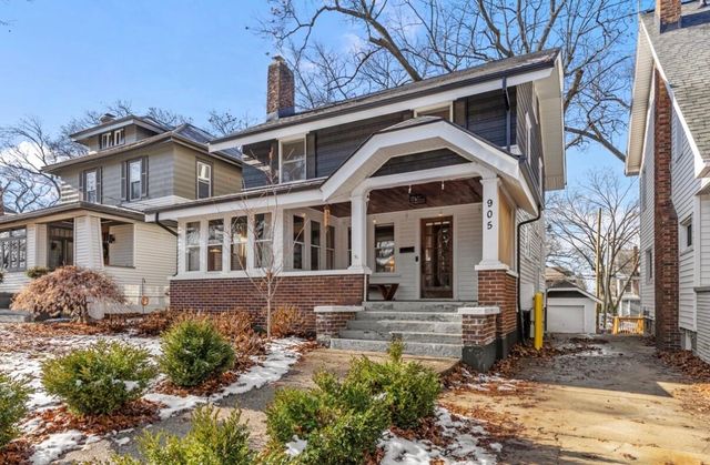 905 Calvin Ave SE, Grand Rapids, MI 49506