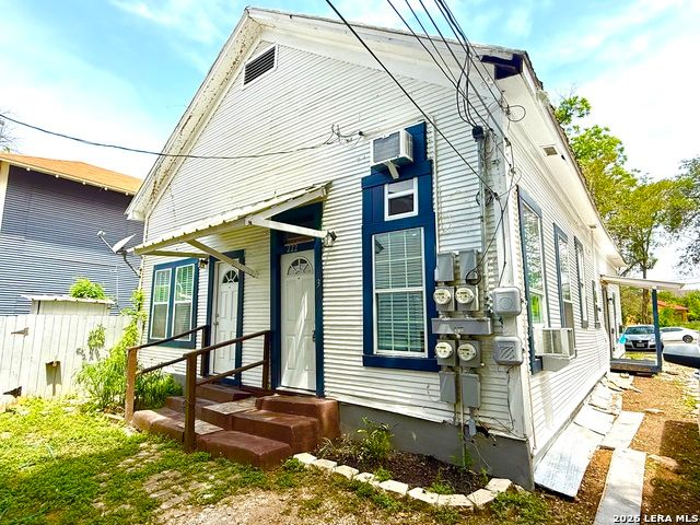 222 Army Blvd #222R-3, San Antonio, TX 78215