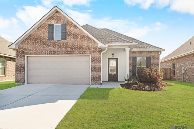 40205 Maddie Dr, Prairieville, LA 70769