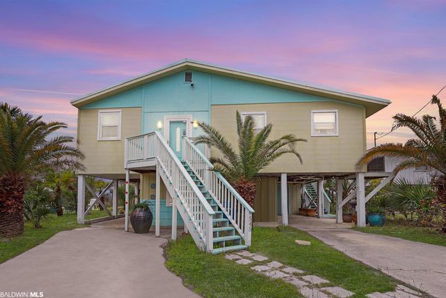 545 E  2nd Ave, Gulf Shores, AL 36542