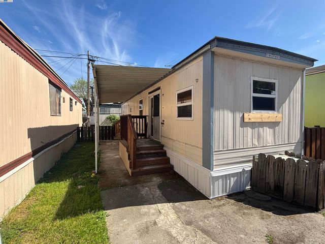 2399 E  14th St #16, San Leandro, CA 94577