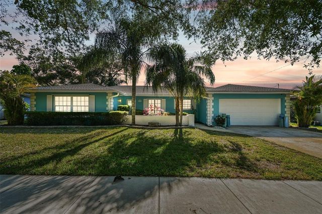 1107 Flushing Ave, Clearwater, FL 33764