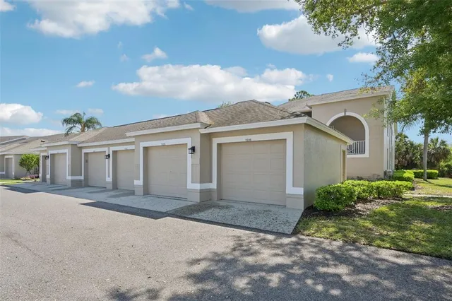 9550 High Gate Dr #1526, Sarasota, FL 34238