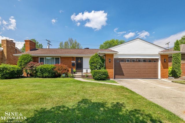 23207 Middlesex St, Saint Clair Shores, MI 48080