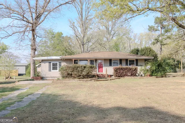 239 Hendry Ln, Washington, GA 30673