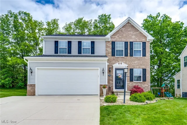7194 Emerald Marsh Cir NW, Canal Fulton, OH 44614