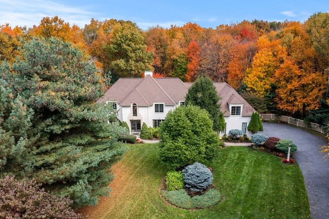 23 Olde Meetinghouse Rd, Westborough, MA 01581