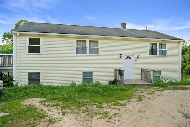90 Hedges Pond Road, Plymouth, MA 02360